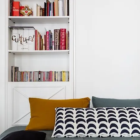 Apartment Veeve - Republique In Colour *